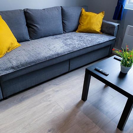 Stylish 1 Bedroom Flat In Wood Green لندن المظهر الخارجي الصورة