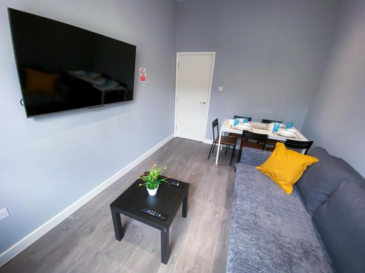 Stylish 1 Bedroom Flat In Wood Green لندن المظهر الخارجي الصورة