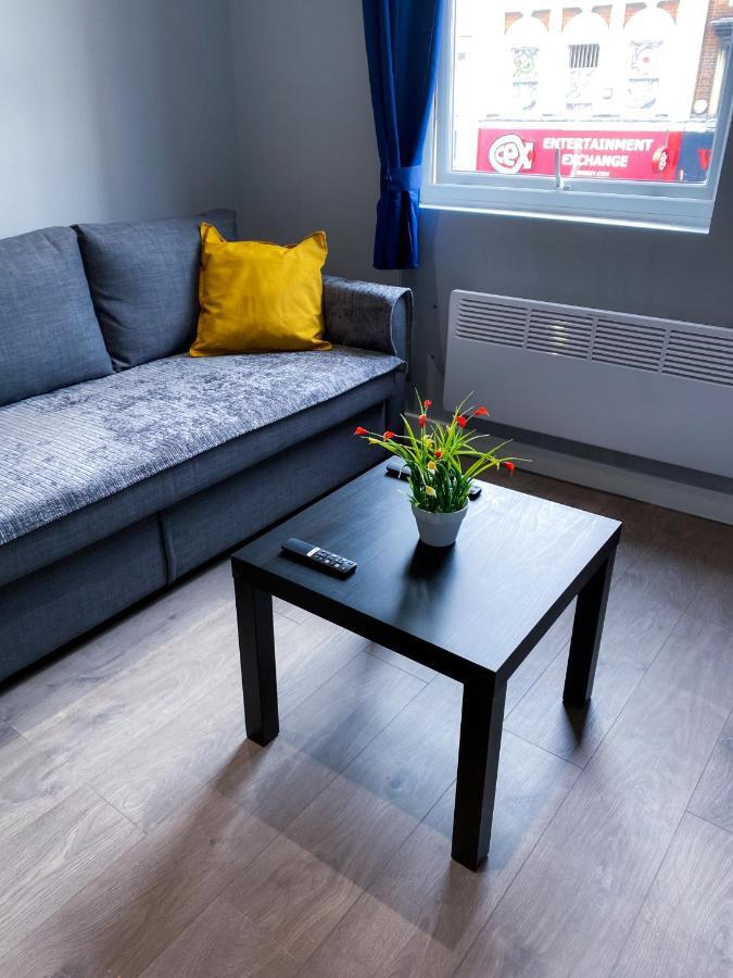 Stylish 1 Bedroom Flat In Wood Green لندن المظهر الخارجي الصورة