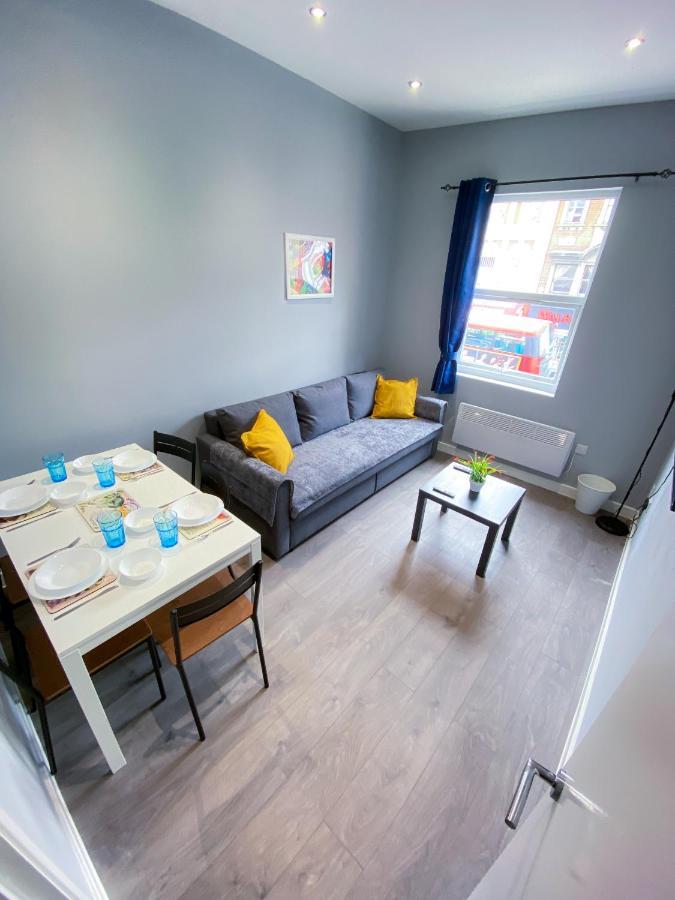 Stylish 1 Bedroom Flat In Wood Green لندن المظهر الخارجي الصورة