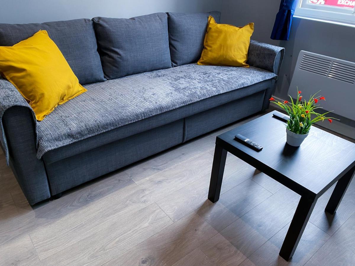 Stylish 1 Bedroom Flat In Wood Green لندن المظهر الخارجي الصورة